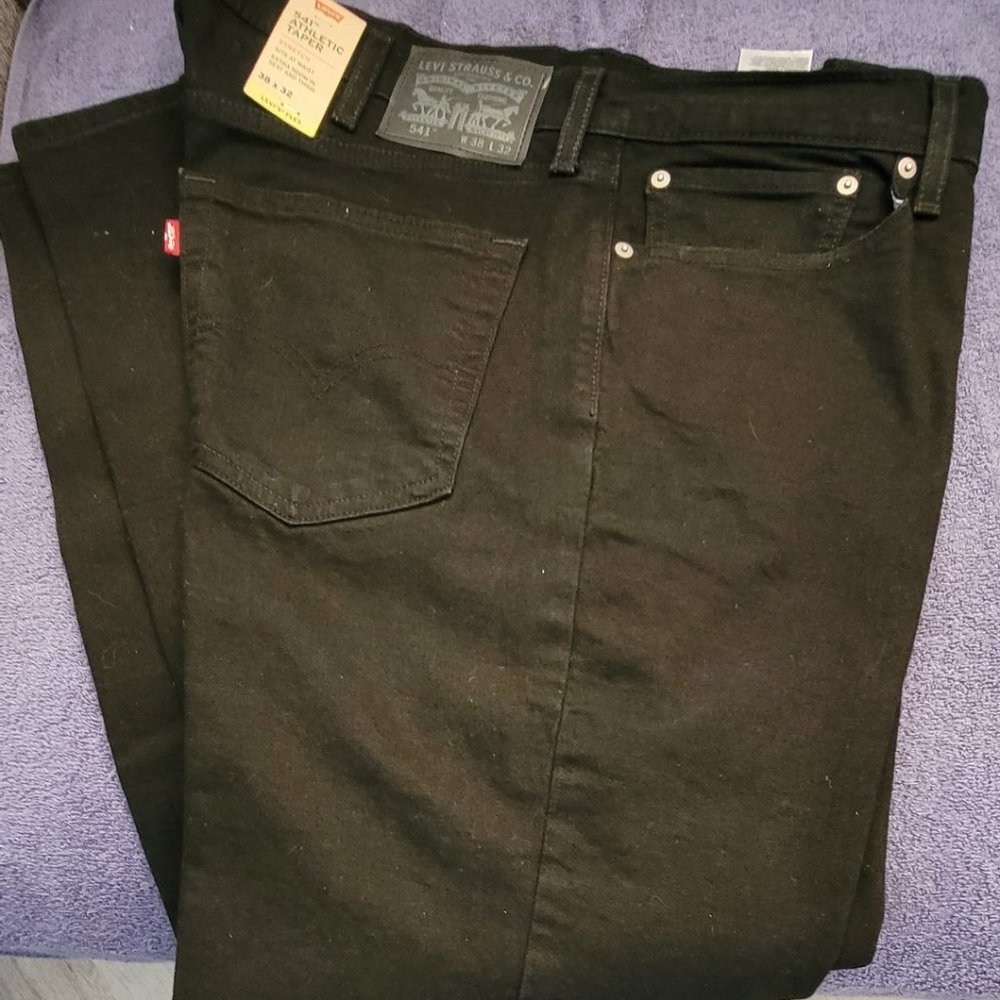 Levi's 541 Athletic Taper Jeans 38 x 32 Black